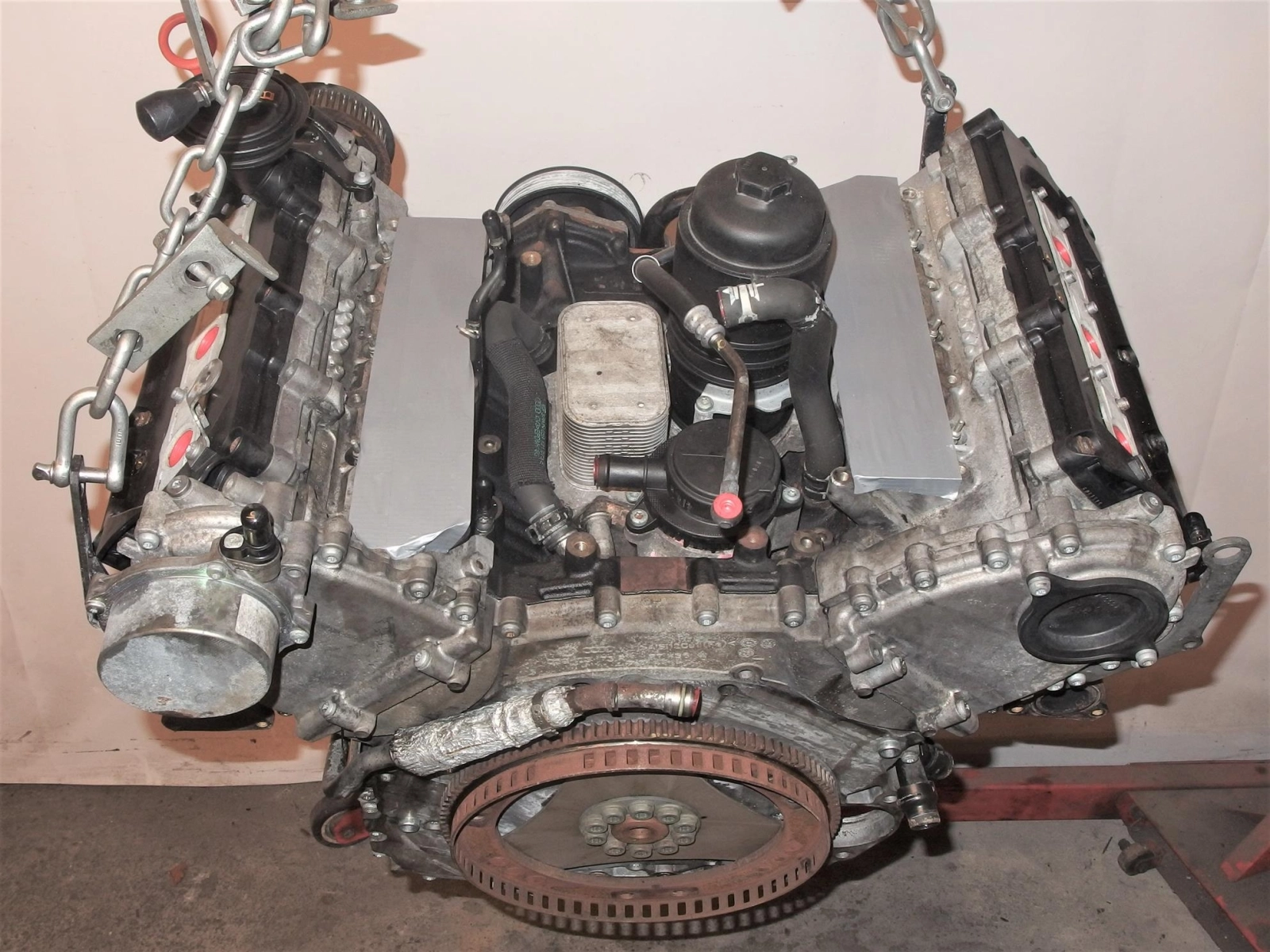 Moteur Volkswagen 3.0 TDI V6 BKS - Pour Touareg - Environ 81 000 Km - Complet (Bloc, Culasse, Injecteurs...) - Occasion Fonctionnel