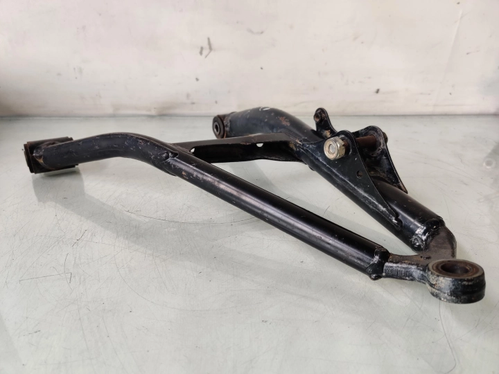 Lower front right swingarm Yamaha Grizzly 700 2019-
