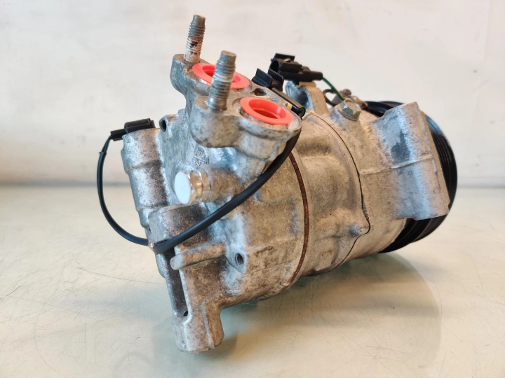 31469966 1.5 Turbo Volvo V40 (525) T2 2018 Air Conditioning Compressor