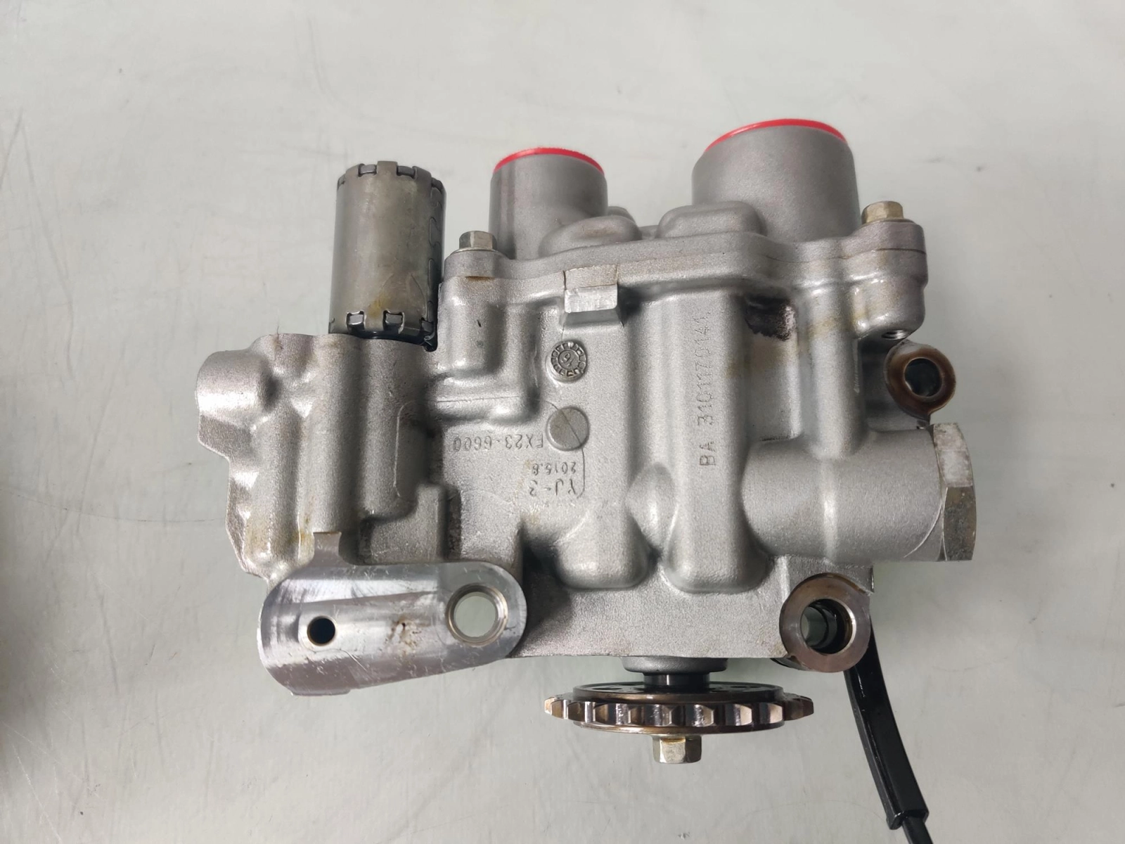 Pompe à Gasoil Pour Jaguar XJ8 - 3.2 V8 Et 4.0 V8 - Neuf Dans Son Emballage - Pièce De Rechange