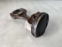 Piston + connecting rod 92L93 S85B50A 5.0 V10 BMW M5 / M6