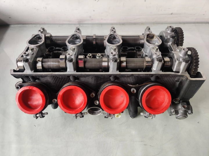 Head + camshafts Yamaha MT-10 MT10 16-21 1000cm3