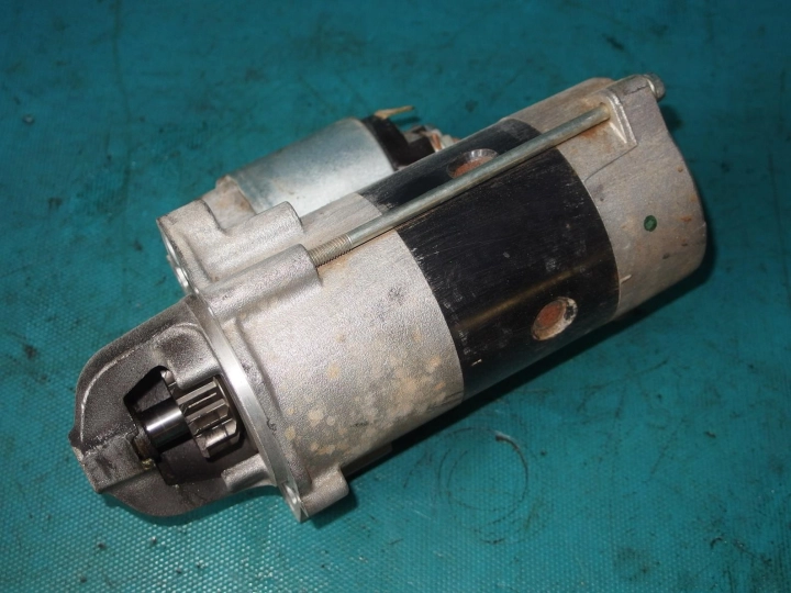Starter motor 2.4 DI-D Mitsubishi L200 Fiat Fullback 27tkm