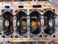 Engine block One surface damaged 4M41 4M41U 3.2 DI-D 160 HP Mitsubi