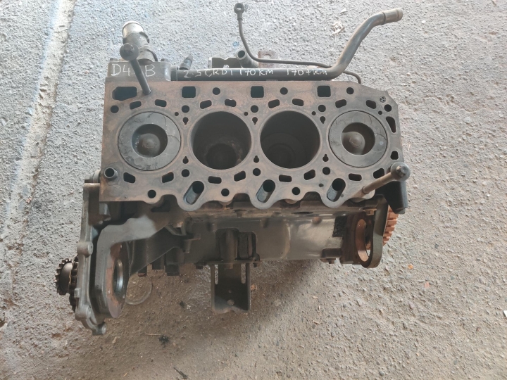 Bottom of engine (Block Shaft Pistons) D4CB 2.5 CRDI 170 HP Kia Sorento JC 170TK