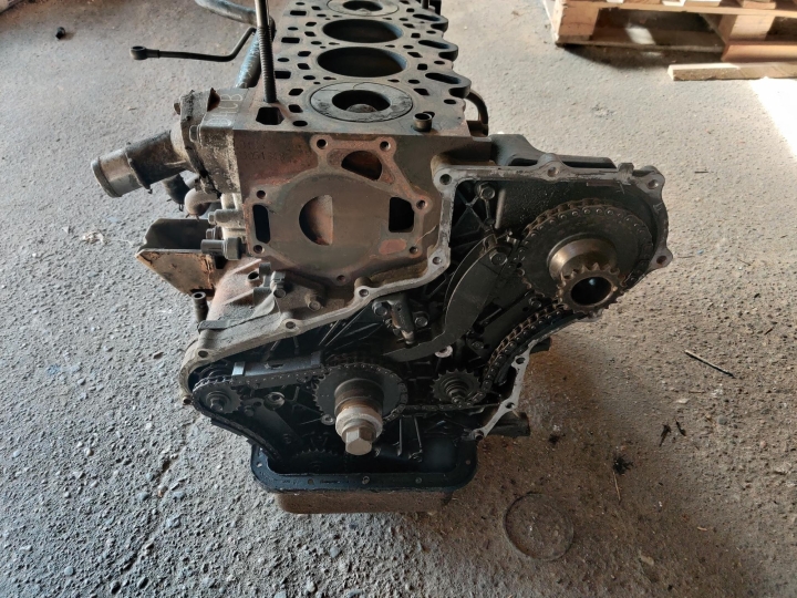 Bottom of engine (Block Shaft Pistons) D4CB 2.5 CRDI 170 HP Kia Sorento JC 170TK
